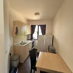 за гости алфа 22 1 * Νεσέμπαρ